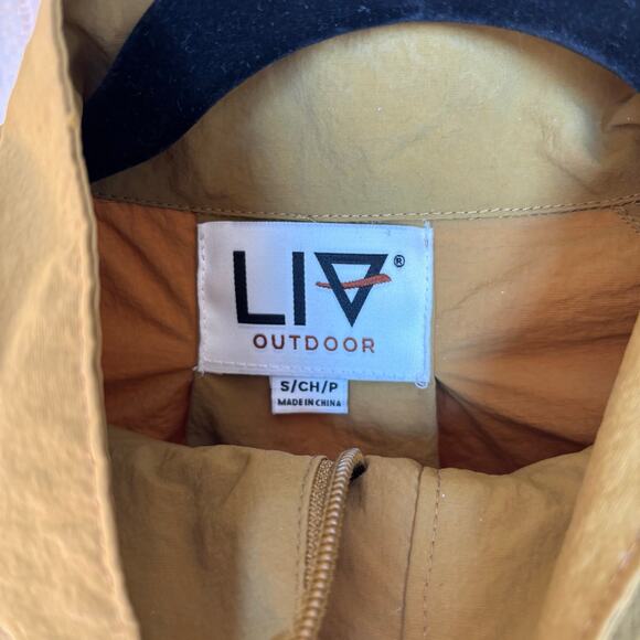 LIV Outdoor Green Waterproof Cargo Jacket Nylon Size Small - Picture 3 of 6